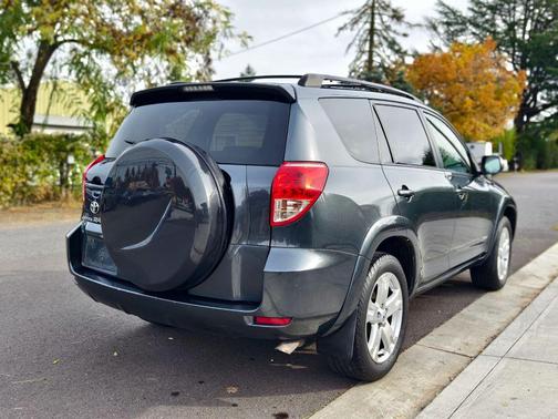 2007 Toyota RAV4 Sport