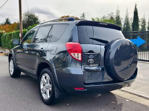 2007 Toyota RAV4 Sport