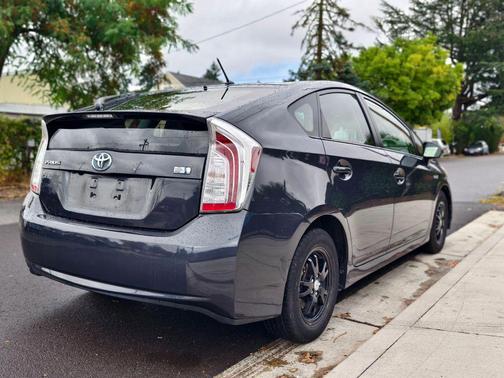2015 Toyota Prius Two