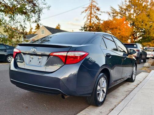 2014 Toyota Corolla LE Plus