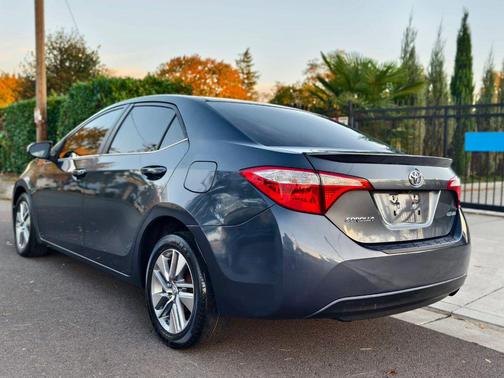 2014 Toyota Corolla LE Plus