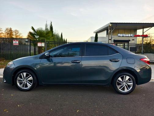 2014 Toyota Corolla LE Plus