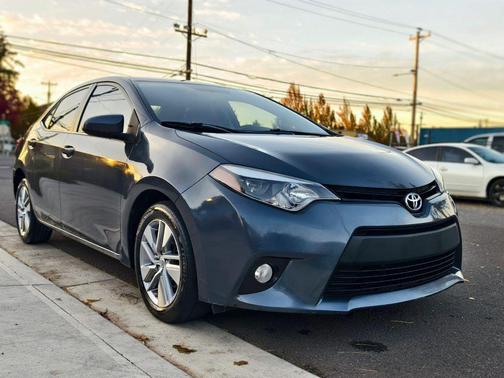2014 Toyota Corolla LE Plus