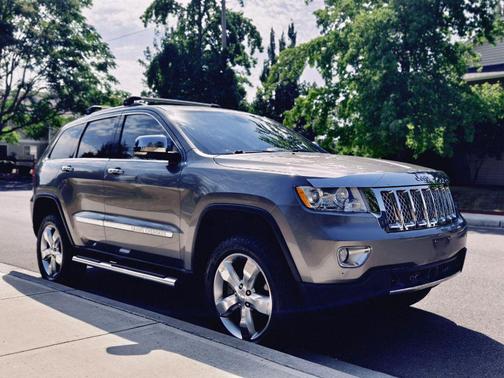2011 Jeep Grand Cherokee Overland