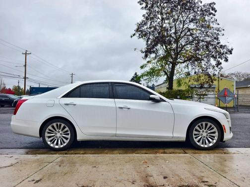 2015 Cadillac CTS 2.0L Turbo Luxury