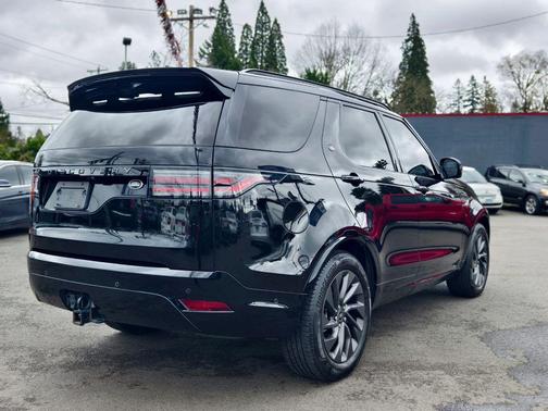 2021 Land Rover Discovery P300 S R-Dynamic