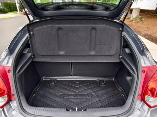 2016 Hyundai Veloster Base