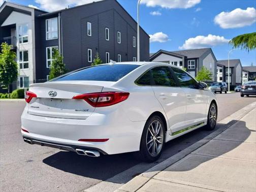 2017 Hyundai SONATA Sport 2.0T