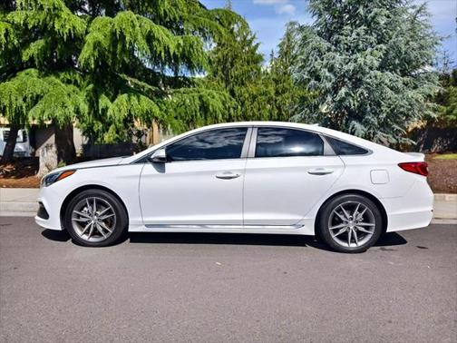 2017 Hyundai SONATA Sport 2.0T