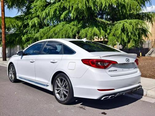 2017 Hyundai SONATA Sport 2.0T