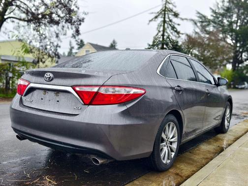 2017 Toyota Camry XLE