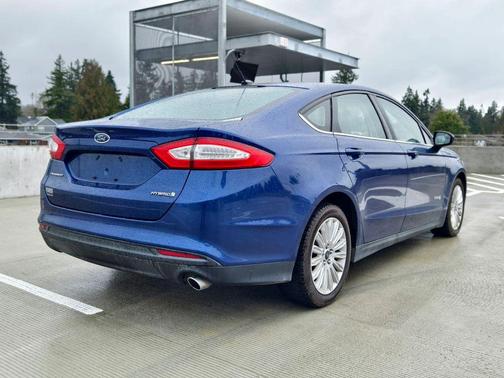 2014 Ford Fusion Hybrid S