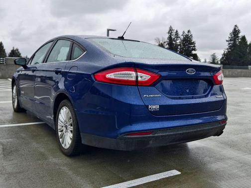 2014 Ford Fusion Hybrid S