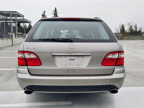 2005 Mercedes-Benz E-Class E 320 Wagon 4D
