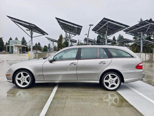 2005 Mercedes-Benz E-Class E 320 Wagon 4D