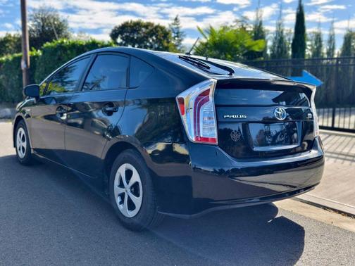 2014 Toyota Prius One