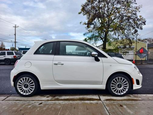 2018 FIAT 500 Lounge