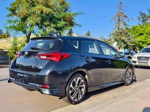 2016 Scion iM Hatchback 4D