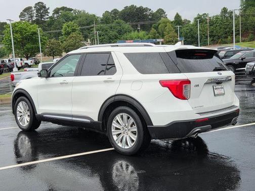 White Metallic 2021 Ford Explorer Limited