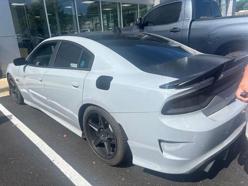 Smoke 2022 Dodge Charger R/T
