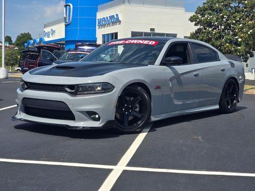 Smoke 2022 Dodge Charger R/T