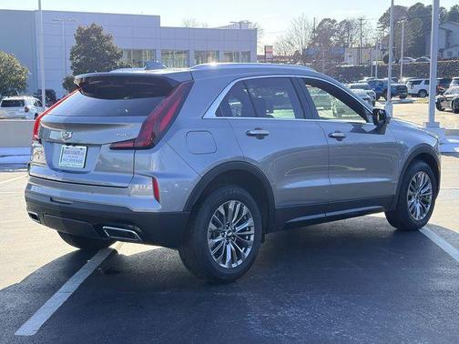 2024 Cadillac XT4 Premium Luxury
