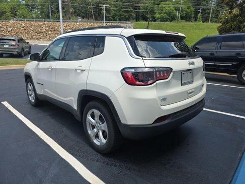 White Clearcoat 2021 Jeep Compass Latitude