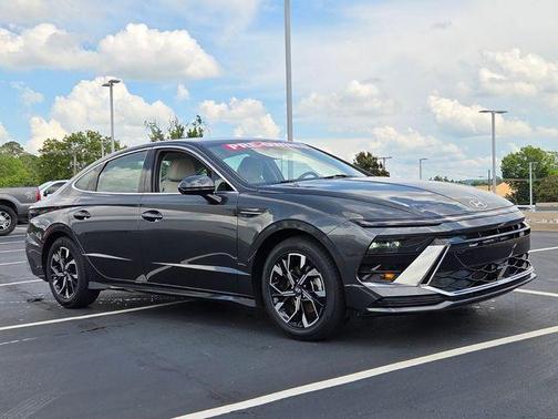 Gray 2025 Hyundai SONATA SEL