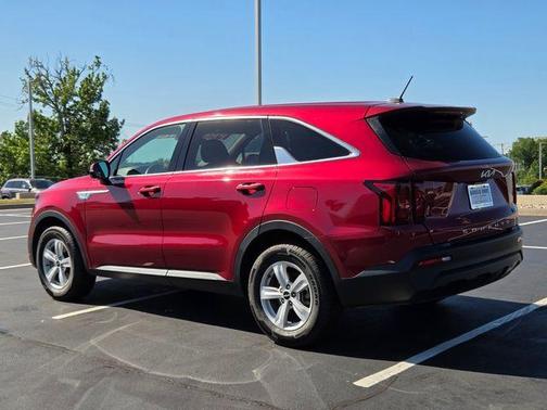 Passion Red 2022 Kia Sorento LX