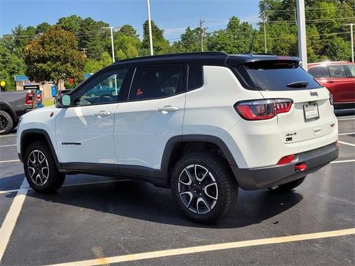 2024 Jeep Compass Trailhawk