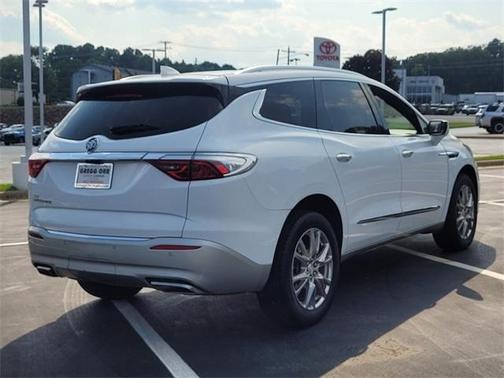 2022 Buick Enclave Premium