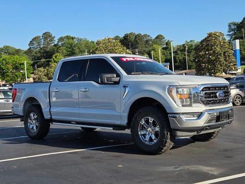 White Metallic 2022 Ford F-150 XLT