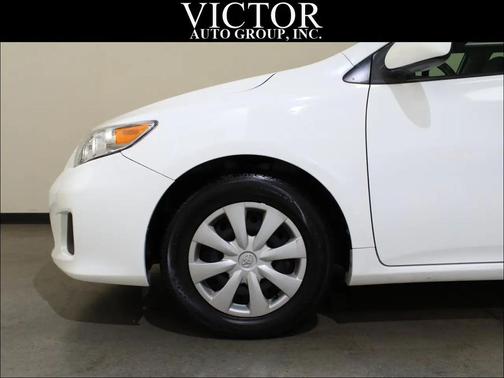 White 2011 Toyota Corolla LE