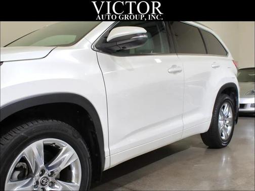 2016 Toyota Highlander Limited Platinum