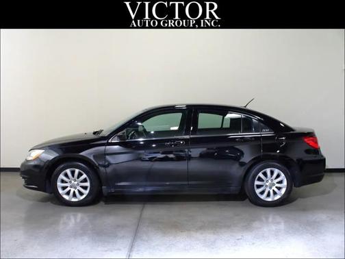 2013 Chrysler 200 Touring