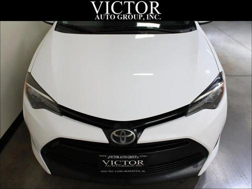 White 2017 Toyota Corolla LE