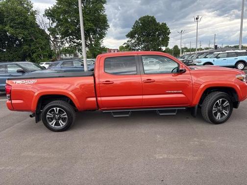 2017 Toyota Tacoma TRD Sport