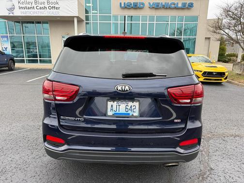 2020 Kia Sorento LX