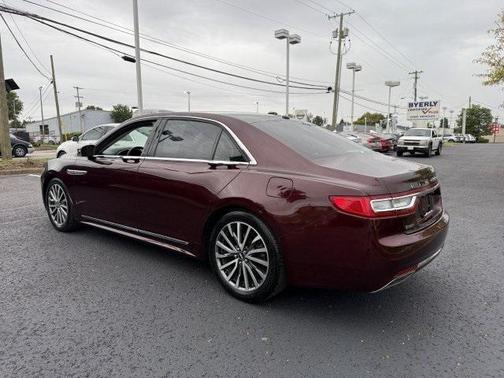 2017 Lincoln Continental Select