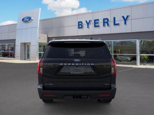 Agate Black Metallic 2026 Ford Expedition Max Active 4x4