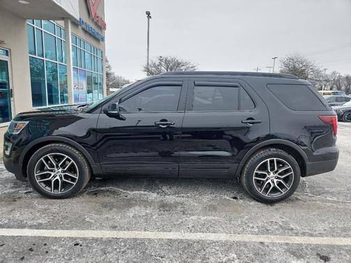 2016 Ford Explorer Sport