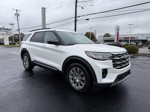 2025 Ford Explorer Active