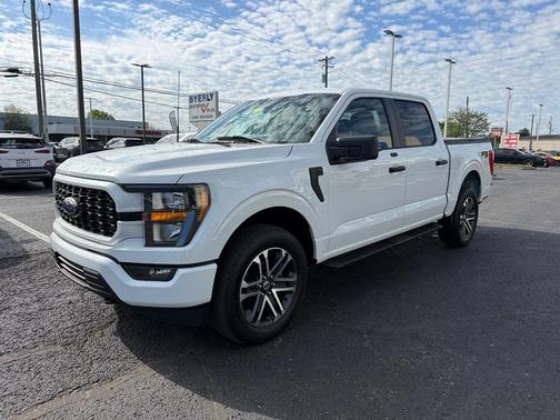 OXFORD WHITE 2023 Ford F-150 XL
