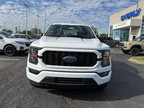 OXFORD WHITE 2023 Ford F-150 XL