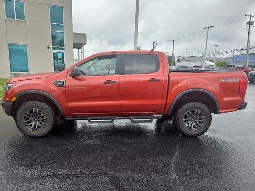 HOT PEPPER RED 2023 Ford Ranger XLT
