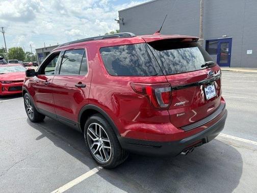 2018 Ford Explorer Sport