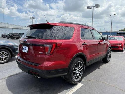 2018 Ford Explorer Sport