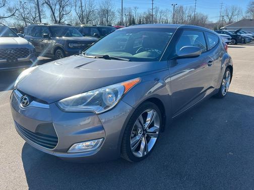2013 Hyundai Veloster Base