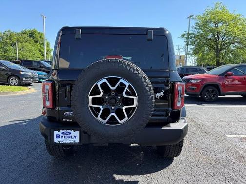 SHADOW BLACK 2024 Ford Bronco OUTER BANKS