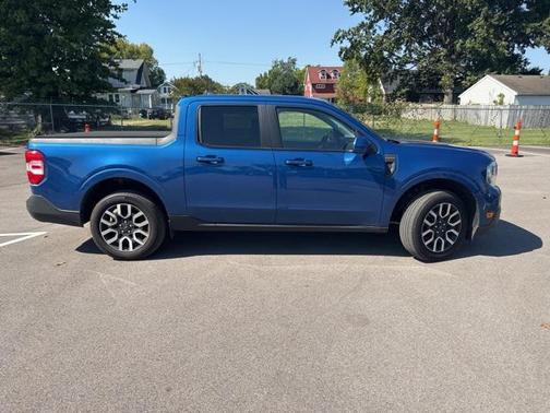 2023 Ford Maverick Lariat